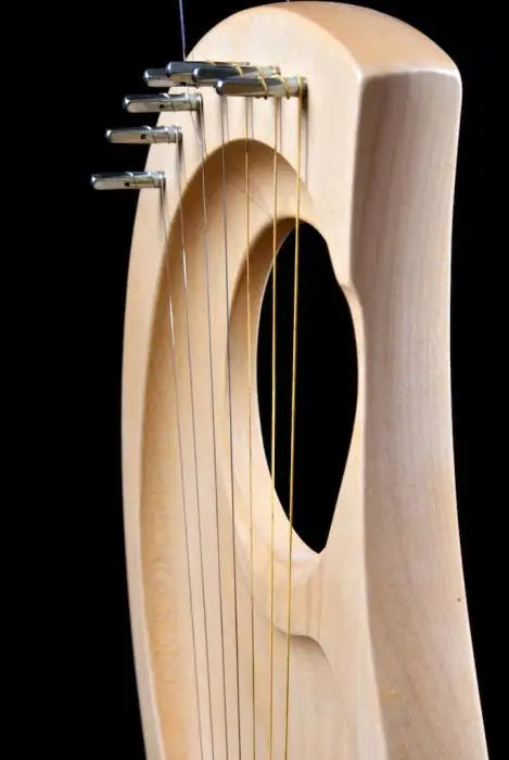 Lyre Strings: Auris Pentatonic Lyre 7 String Set - Alder & Alouette