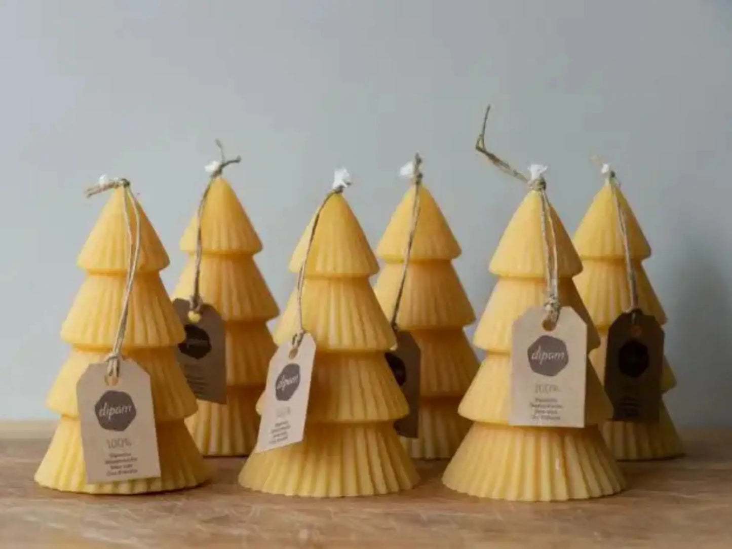 Dipam Christmas Tree Candle – 100% Beeswax