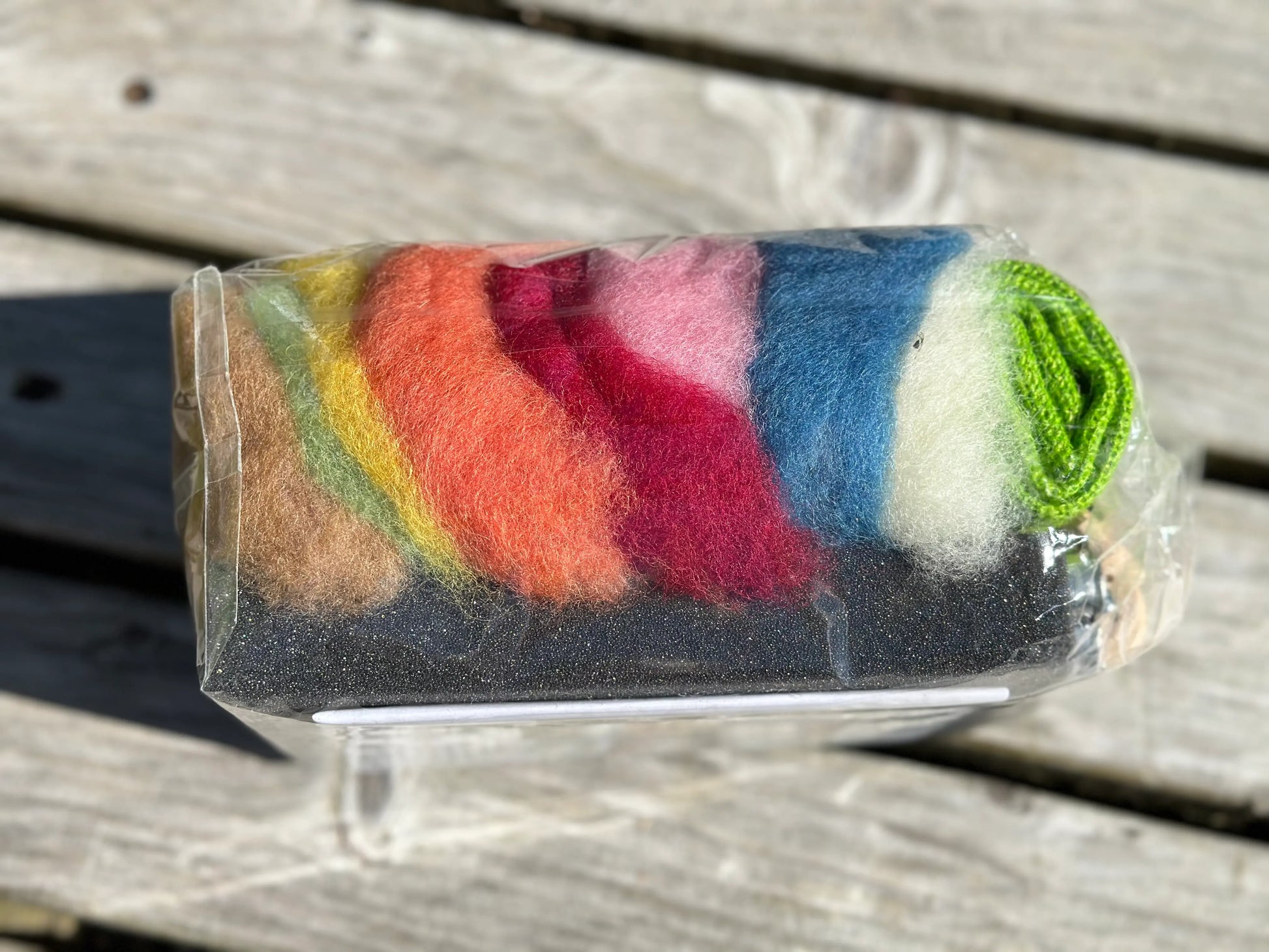 Filges Needle Felting Kit, Starter Kit Organic Wool 