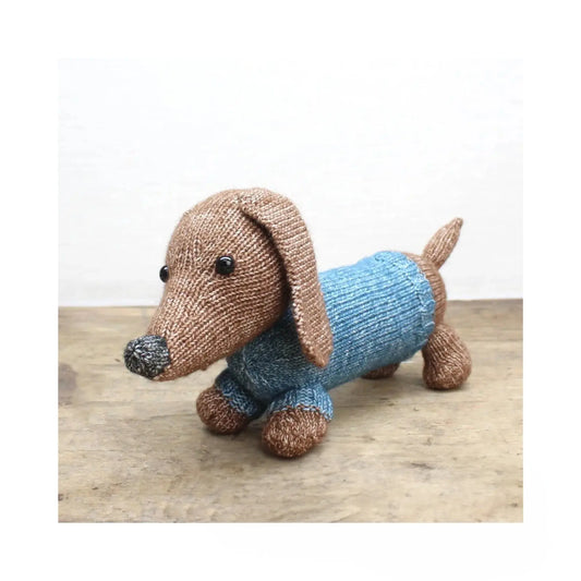 Dachshund Knitting Kit with Scheepjes Yarn - Alder & Alouette