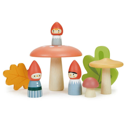 Woodland Gnome Family Tender Leaf Toys at Alder & Alouette