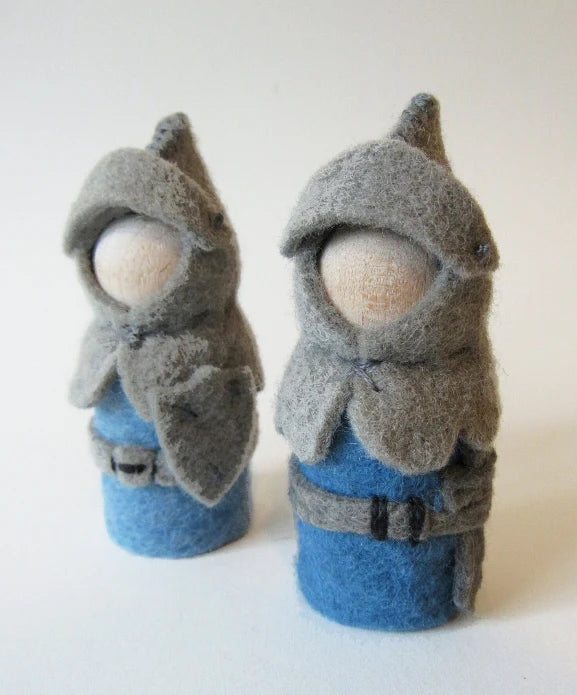 Peg Doll Craft Kit for King and Knights - Alder & Alouette