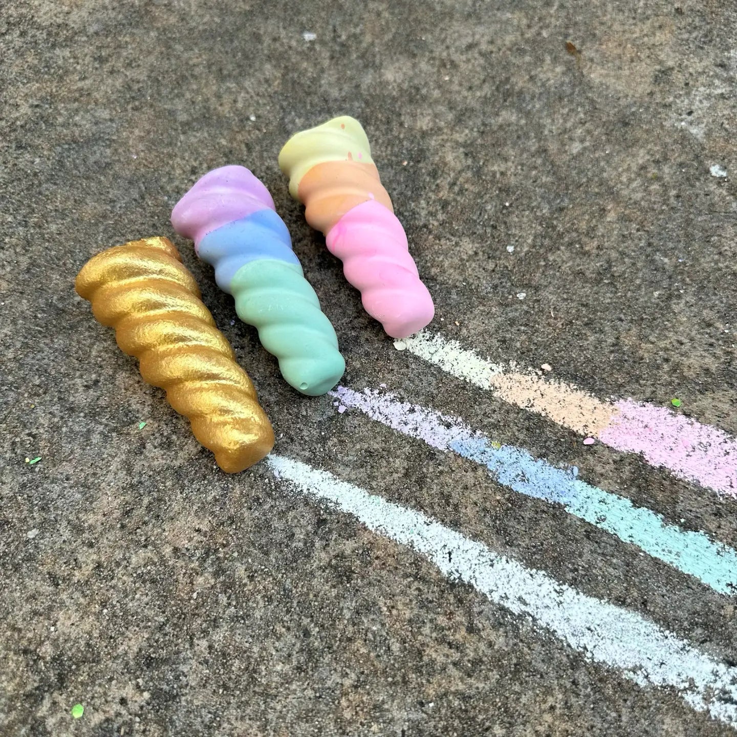 Sidewalk Chalk, TWEE Unicorn Horn Chalk - Alder & Alouette