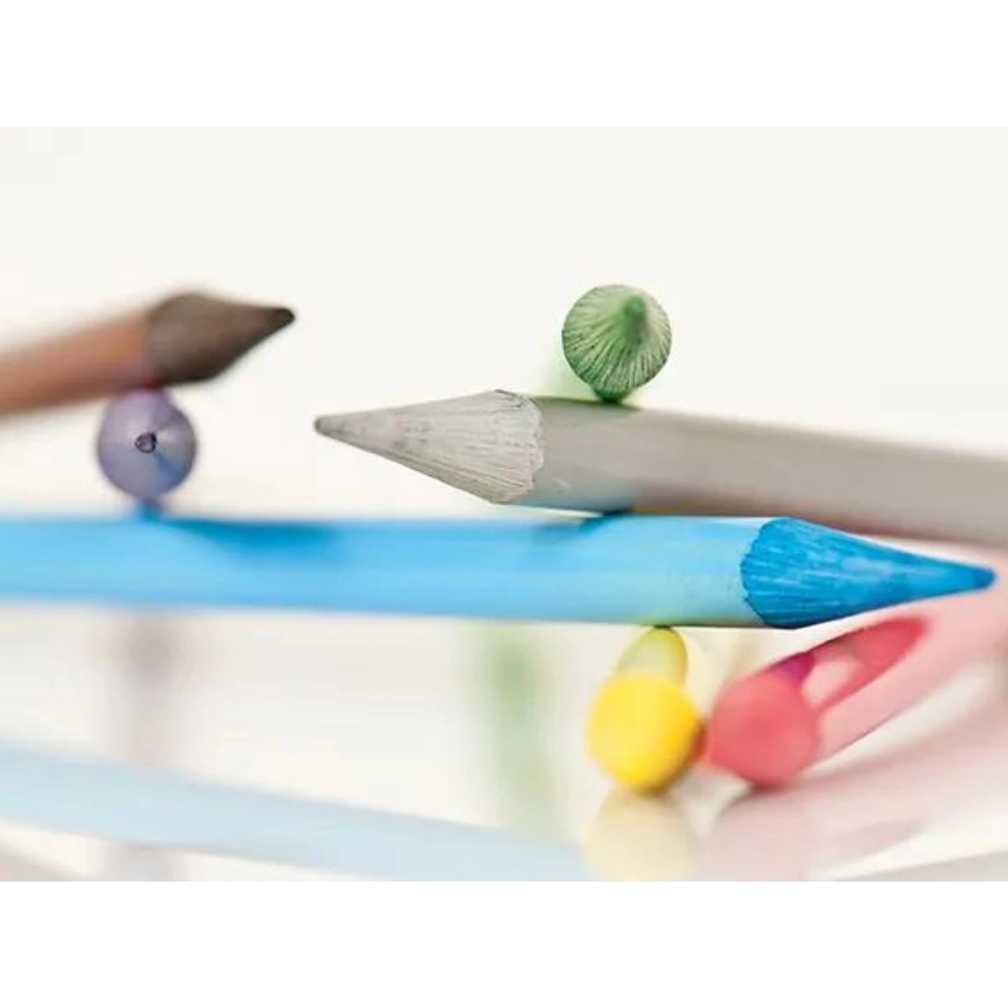 Progresso Woodless Colored Pencils – Bold Pigment- Alder & Alouette