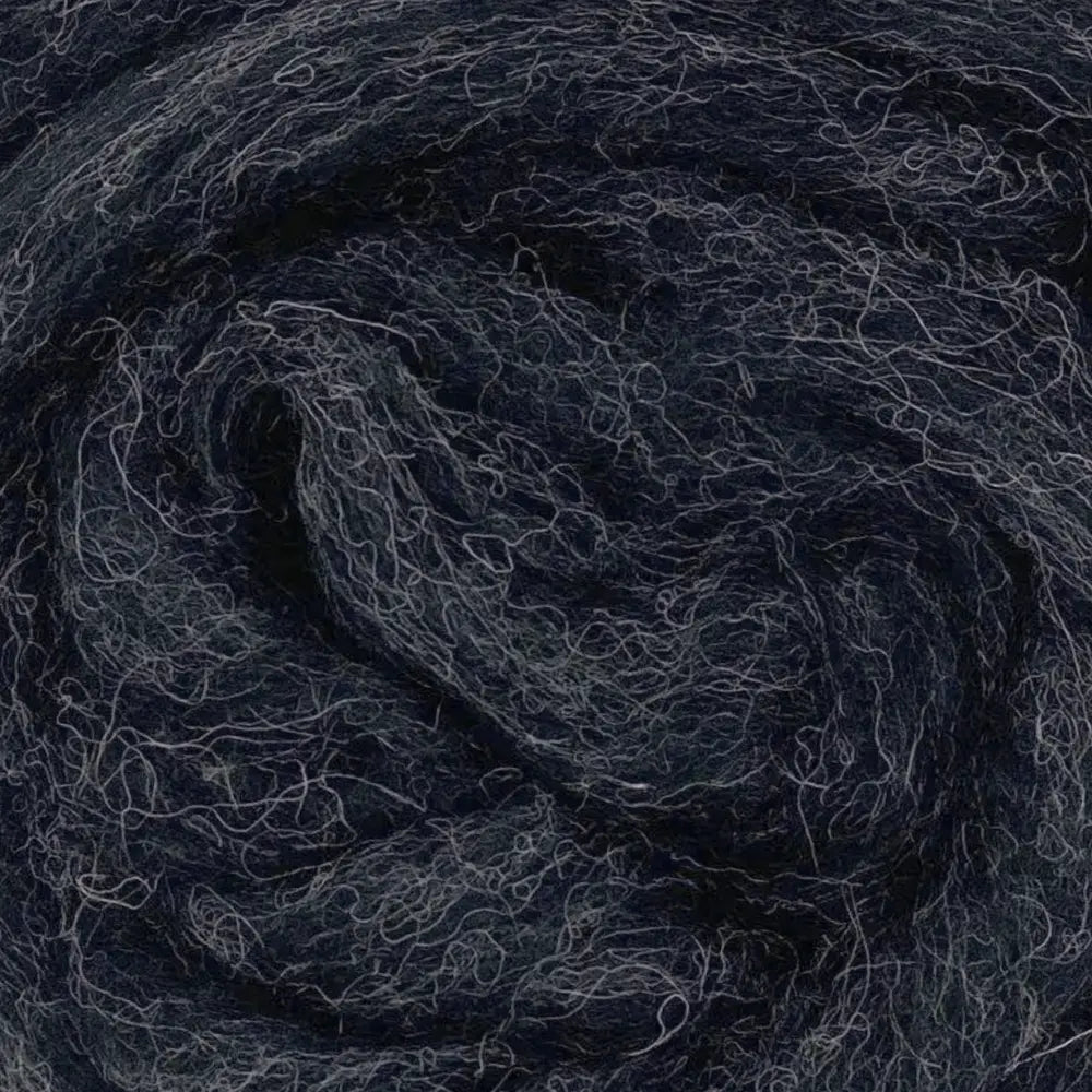 close-up of Corridale wool sliver in thunder