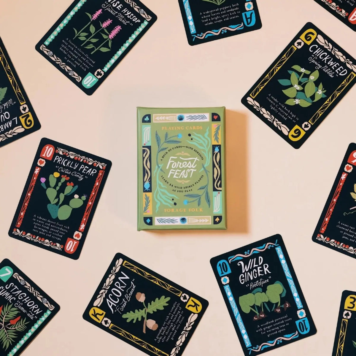 Forest Feast Card deck overview with cards surrounding the box