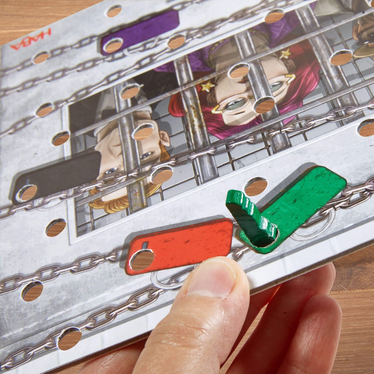 The Key: Royal Star Casino Burglary – A Deduction Game for Ages 10+ yrs