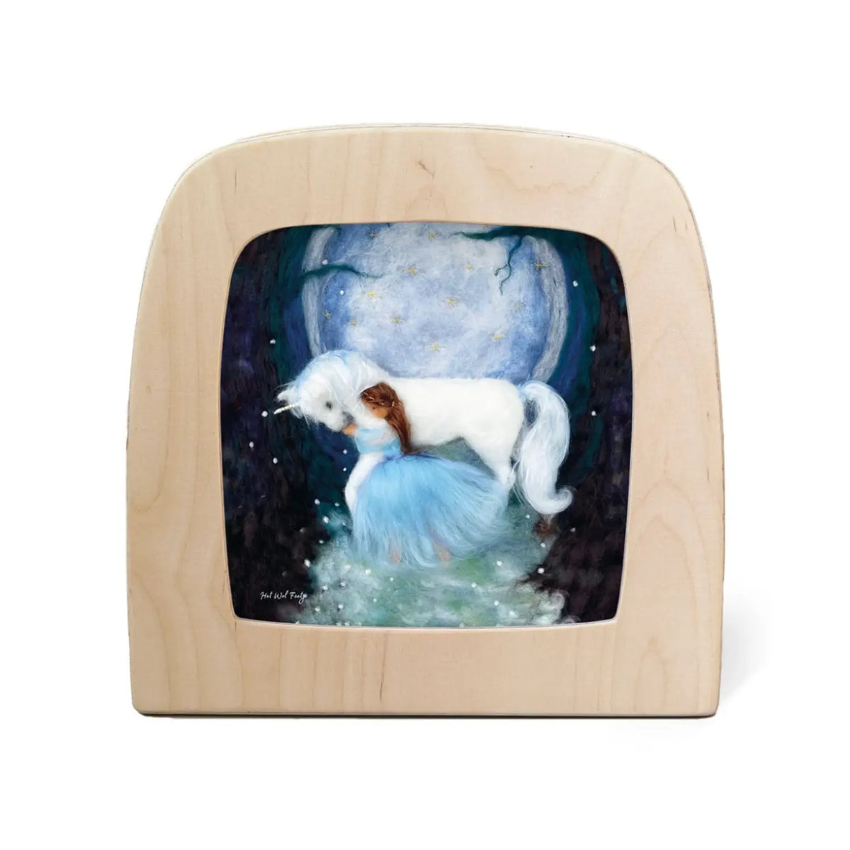 Magical Unicorn Silhouette by Het Wol Feetje displayed in the Toverlux Magic Lamp
