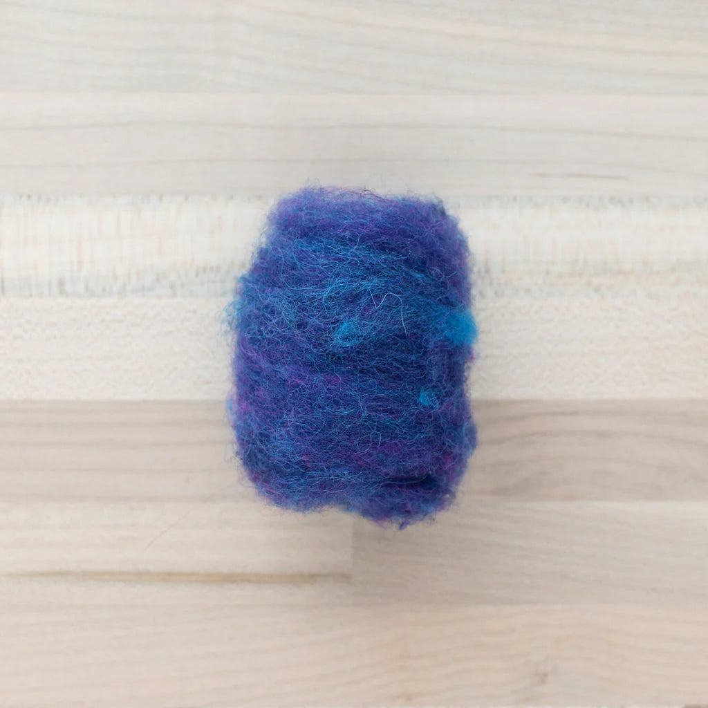Felter’s Multi-tonal Fleece Merino-Suffolk Mix for Dry and Wet Felting in Hyacinth Blue