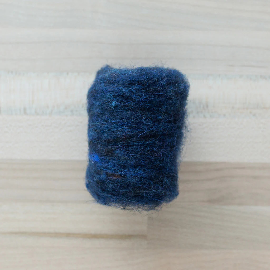Felter’s Multi-tonal Fleece Merino-Suffolk Mix for Dry and Wet Felting in Midnight Blue
