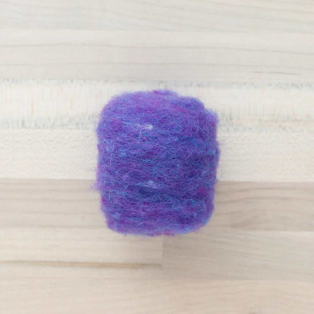 Felter’s Multi-tonal Fleece Merino-Suffolk Mix for Dry and Wet Felting in Morning Glory