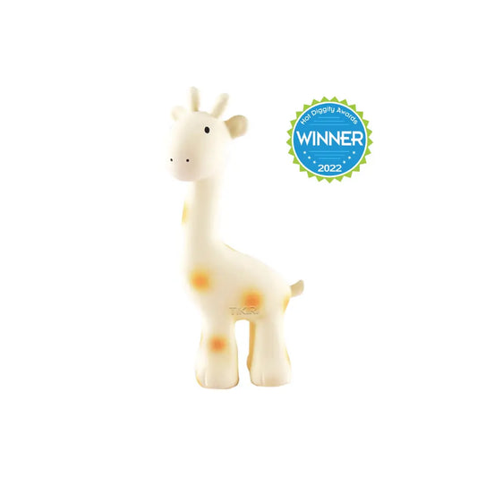 Giraffe-shaped toy with a 'Winner 2022' badge on a white background