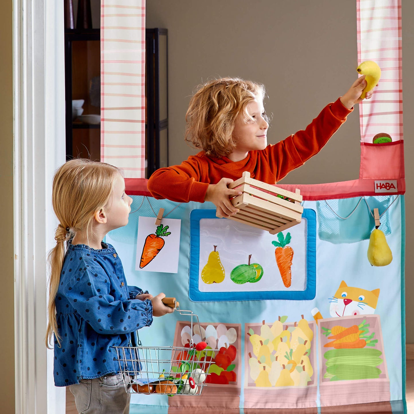 Hanging Doorframe Play Store – Compact Pretend Market for Kids