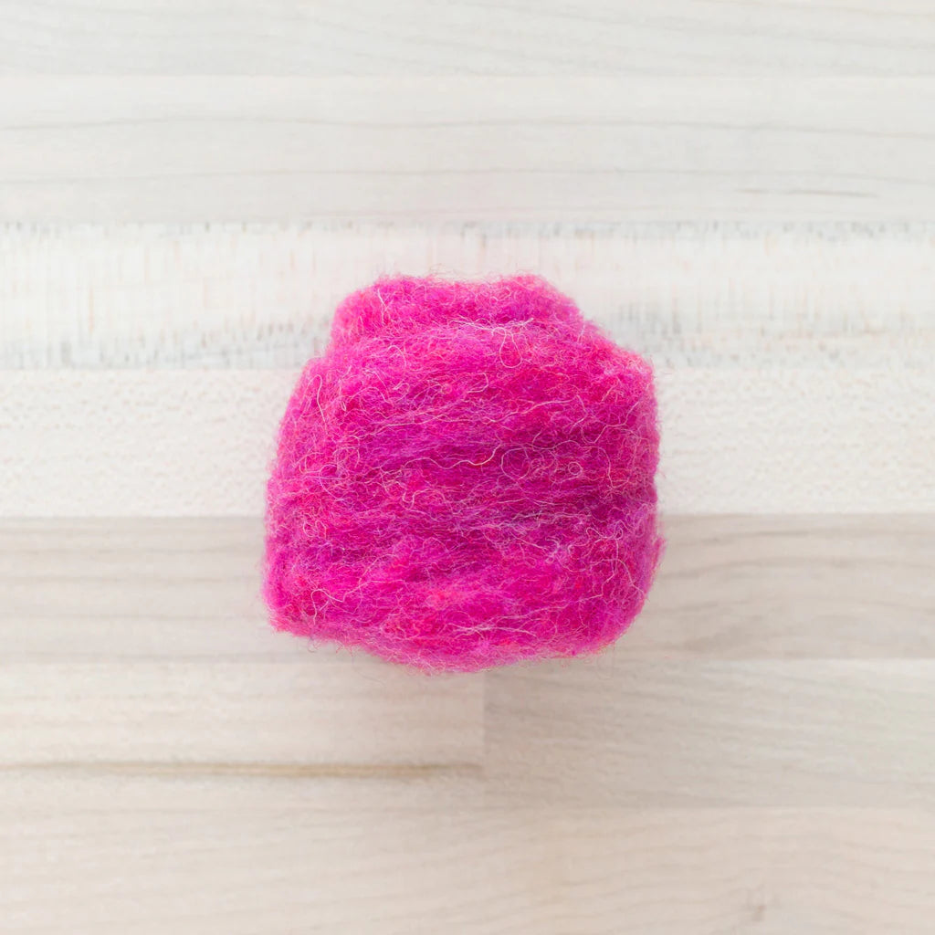 Felter’s Fleece Merino-Suffolk Mix for Dry and Wet Felting in raspberry