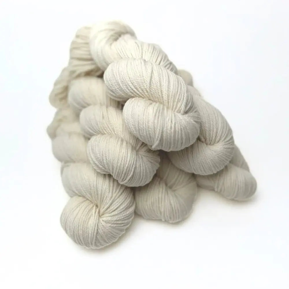 Undyed Targhee Wool Yarn – Fingering/Sport