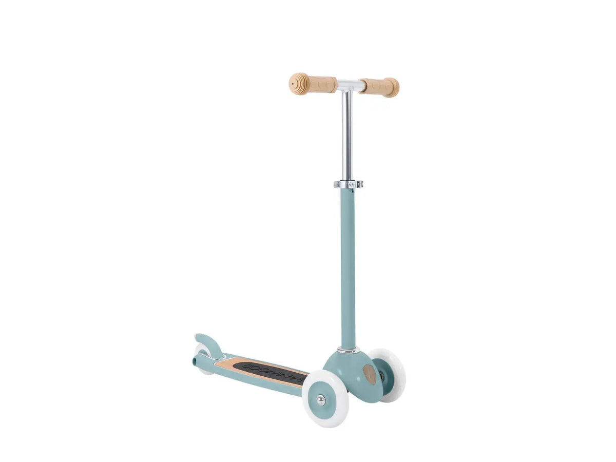 Teal three wheeled Banwood scooter set at an angle on a white background