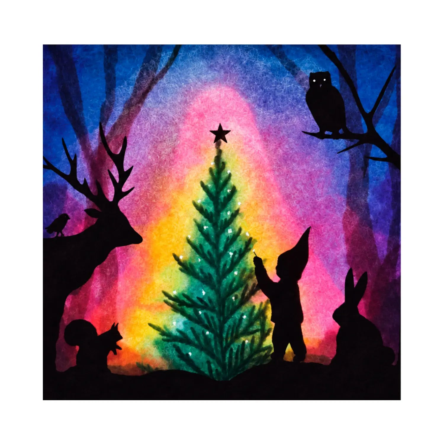 Toverlux Christmas Tree Silhouette by Vogel Geluk with woodland animals gathered around a glowing evening
