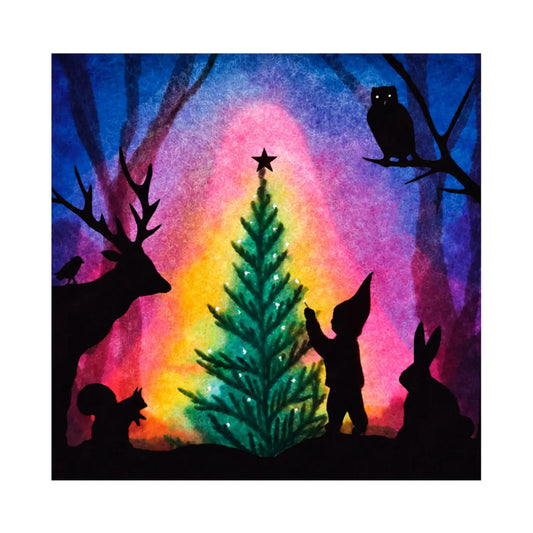Toverlux Christmas Tree Silhouette by Vogel Geluk with woodland animals gathered around a glowing evening