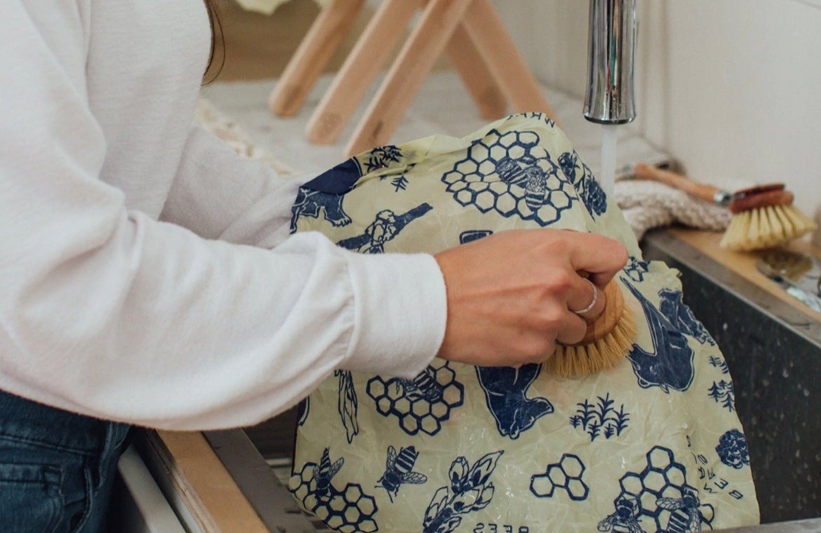 Bee's Wrap® Food Wrap (S,M,L), Cute Bees & Bears - Alder & Alouette