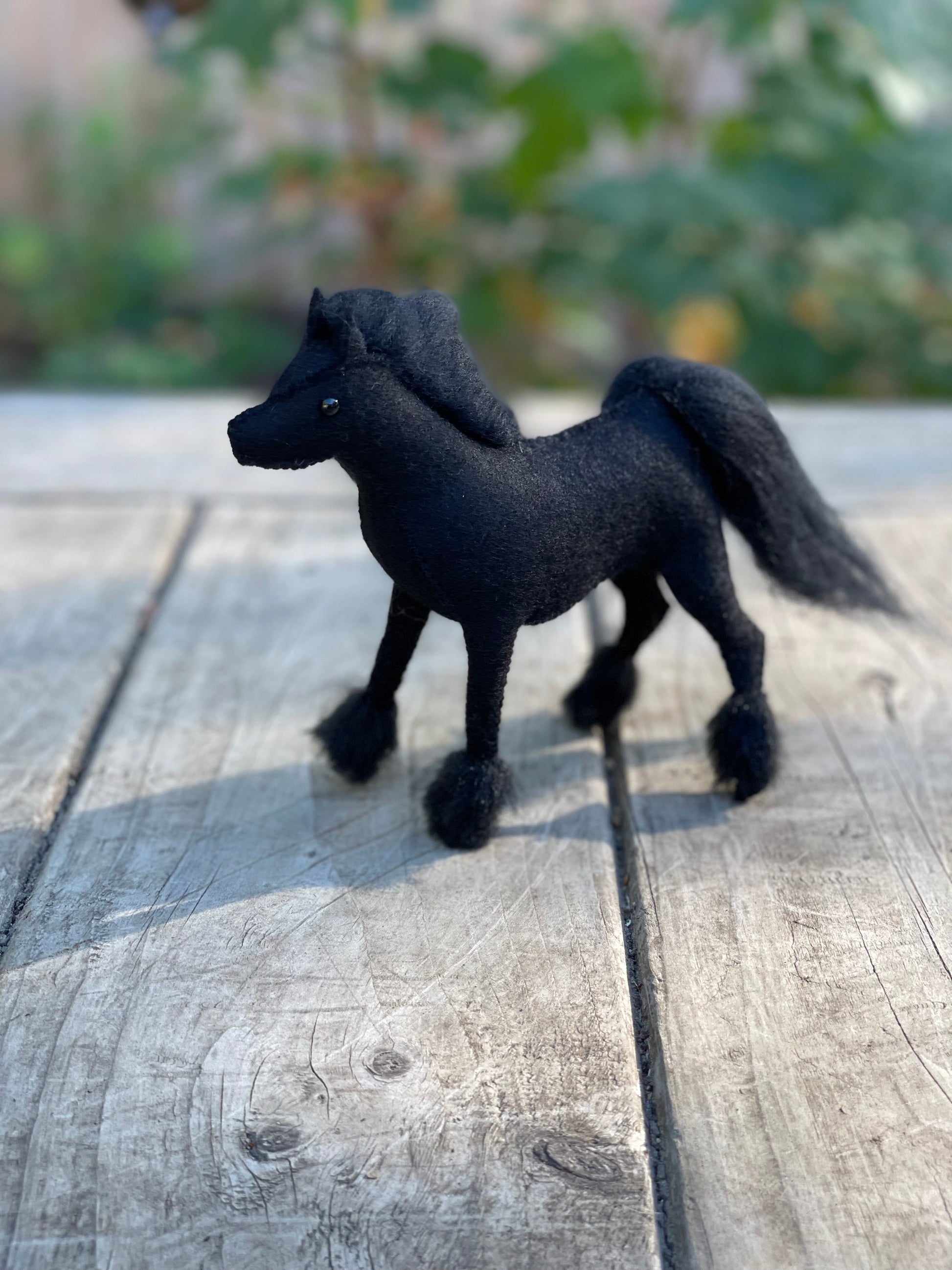 Lexi Christian Designs, Merino Wool Horse Craft Kit - Alder & Alouette